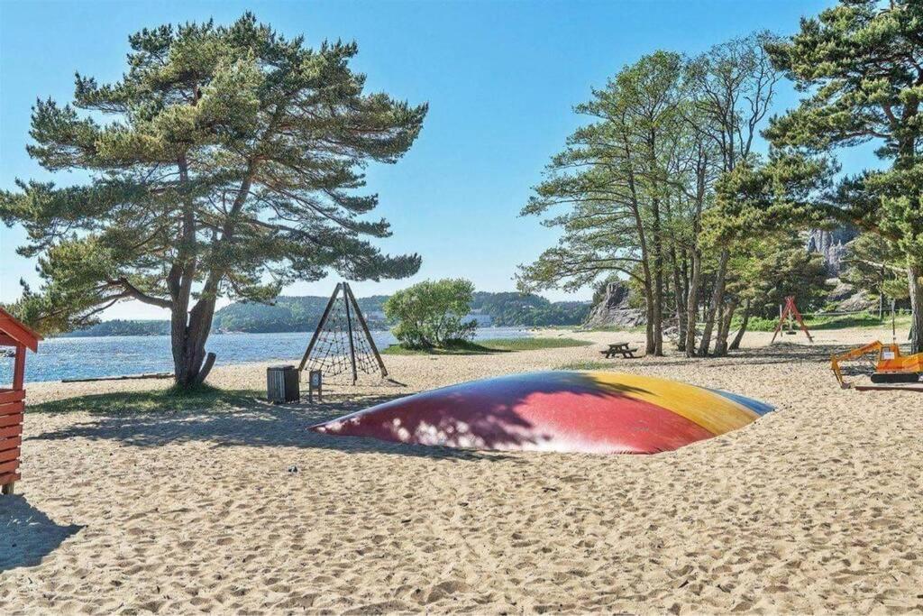 Nybygd Feriebolig Rett Ved Strand Til Leie! 克里斯蒂安桑 外观 照片
